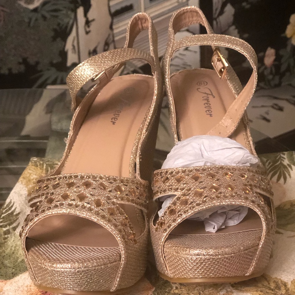Shoes - Picture 3 of 3